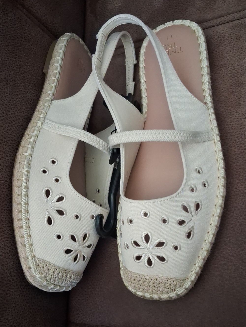 Time And Tru Embroidered Cream Canvas Slingback Espadrille Flats Size 11